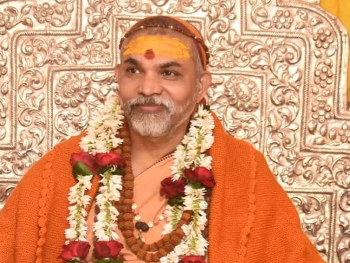 आप भी करते हैं अलग-अलग भगवानों की पूजा? जानें किन्हें बनाना चाहिए अपना आराध्य 