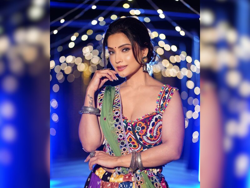 मॉडलिंग