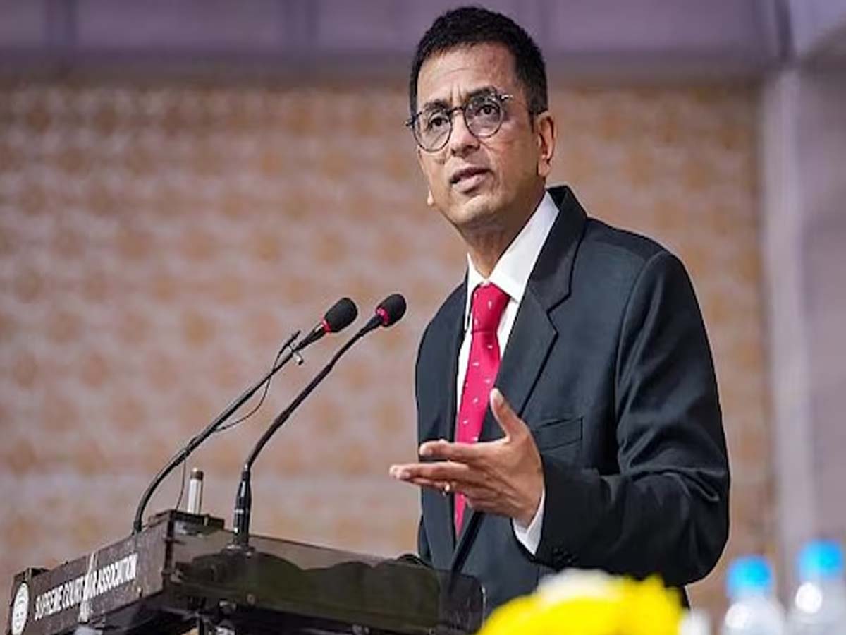 DY Chandrachud: डॉक्टरों को सीजेआई चंद्रचूड़ ने दिया गुरुमंत्र, फिर अचानक क्यों याद आ गए 'मुन्नाभाई MBBS' DY Chandrachud: डॉक्टरों को सीजेआई चंद्रचूड़ ने दिया गुरुमंत्र, फिर अचानक क्यों याद आ गए 'मुन्नाभाई MBBS'