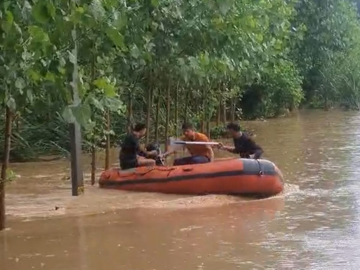 Haryana Floods: सोम नदी का तटबंध टूटा, कई गांवों में बाढ़ जैसे हालात, एक किसान की मौत 