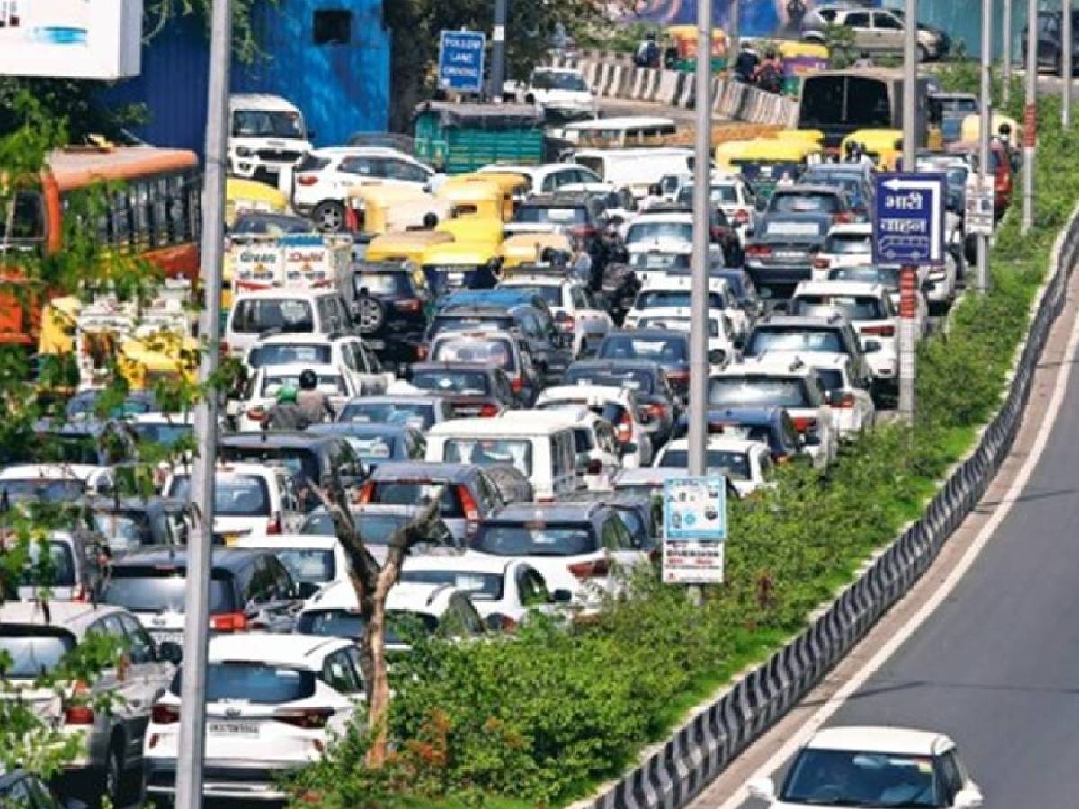 Delhi Traffic Advisory: दिल्ली आने का सोच रहे हैं? 13 अगस्त को इन मार्गों पर प्रतिबंधित है यातायात