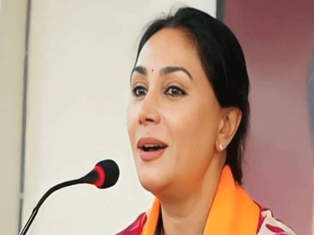 Jodhpur News: डिप्टी CM दिया कुमारी ने पूर्व सीएम गहलोत पर किया कटाक्ष, कहां-जहां से वो MLA है, वहां पर नहीं हुआ विकास Jodhpur News: डिप्टी CM दिया कुमारी ने पूर्व सीएम गहलोत पर किया कटाक्ष, कहां-जहां से वो MLA है, वहां पर नहीं हुआ विकास