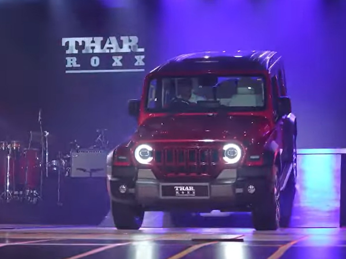 किसी को नहीं थी उम्मीद कि इतनी सस्ती होगी Mahindra Thar Roxx, डिजाइन और फीचर्स देख फैंस हुए दीवाने 