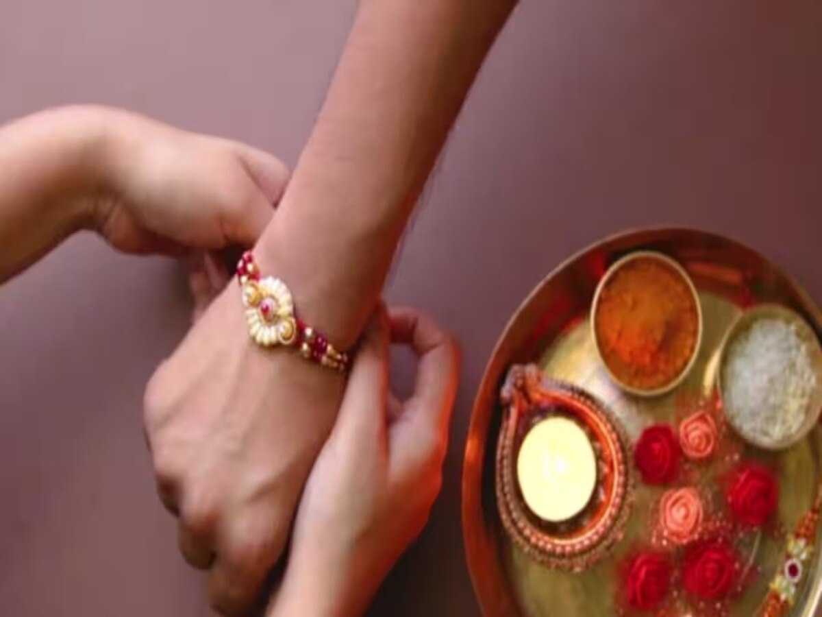 surprise your sister by giving these amazing gifts this raksha bandhan ...