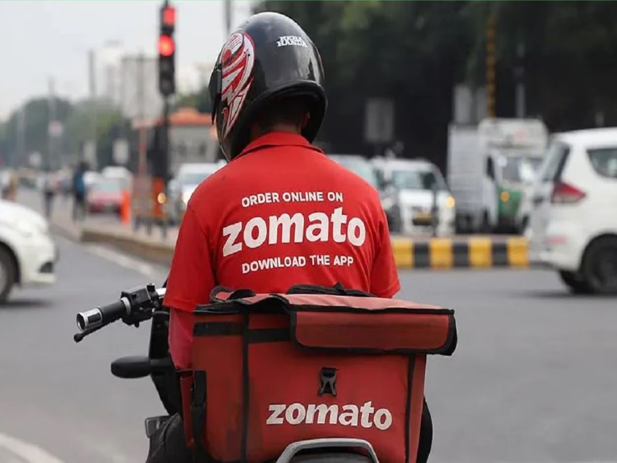 Zomato ने दिया दोस्तों को साथ मिलकर खाना ऑर्डर करने का मौका, कैसे काम करेगा ये नया फीचर