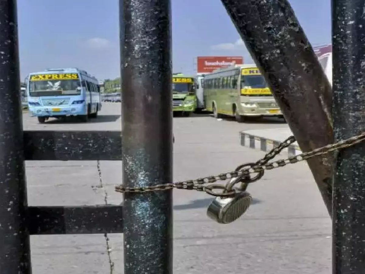 Bharat Bandh August 21: सड़कों पर बैरिकेडिंग, रास्तों पर जाम, जानें- भारत बंद में चलेंगी बस-ट्रेनें या नहीं?