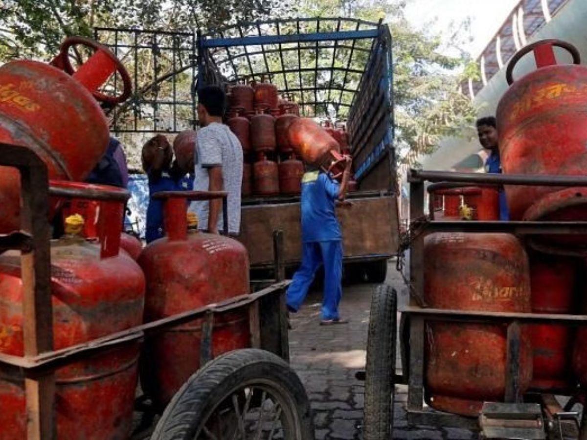 LPG Gas: महिलाओं को मुफ्त में मिल रहा LPG कनेक्शन, जानें- आवेदन करने की पूरी प्रक्रिया