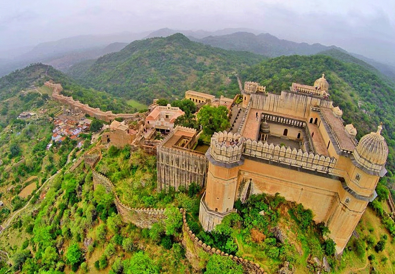 Souls of kings and queens come to visit these forts of Rajasthan
