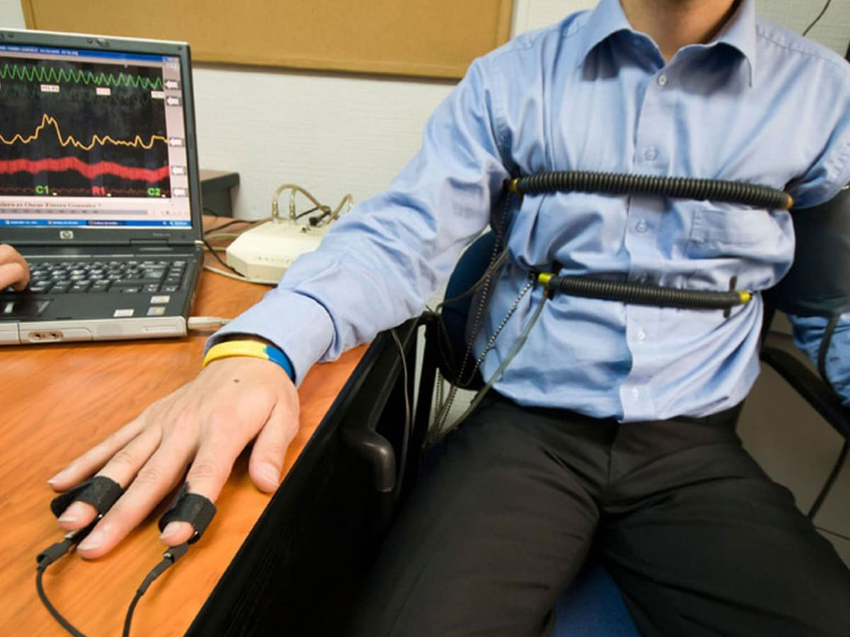 संजय रॉय का पॉलीग्राफ टेस्ट जारी, CBI ने पूछे ये 20 सवाल संजय रॉय का पॉलीग्राफ टेस्ट जारी, CBI ने पूछे ये 20 सवाल