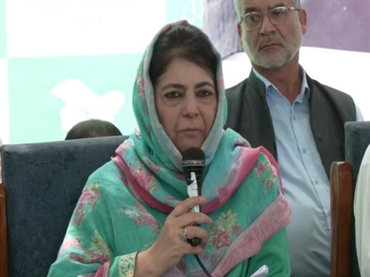 Mehbooba Mufti reveals PDP manifesto