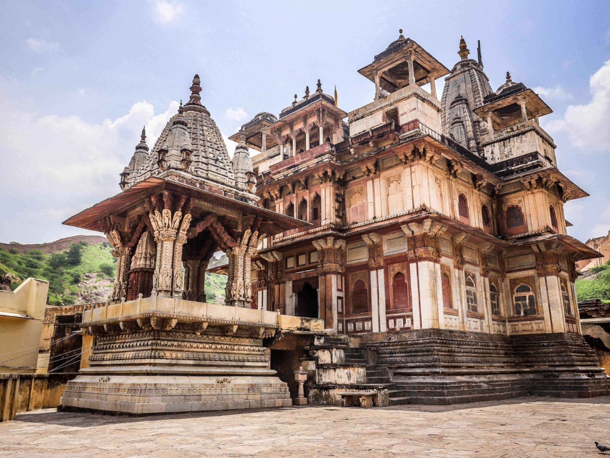 Jagat Shiromani ji Temple: जगत शिरोमणि मंदिर का बेहद रोमांचक है इतिहास, यहां जानें इस मंदिर की कुछ महत्वपूर्ण बातें 