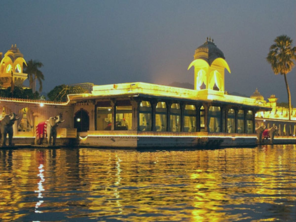 जग मंदिर पैलेस