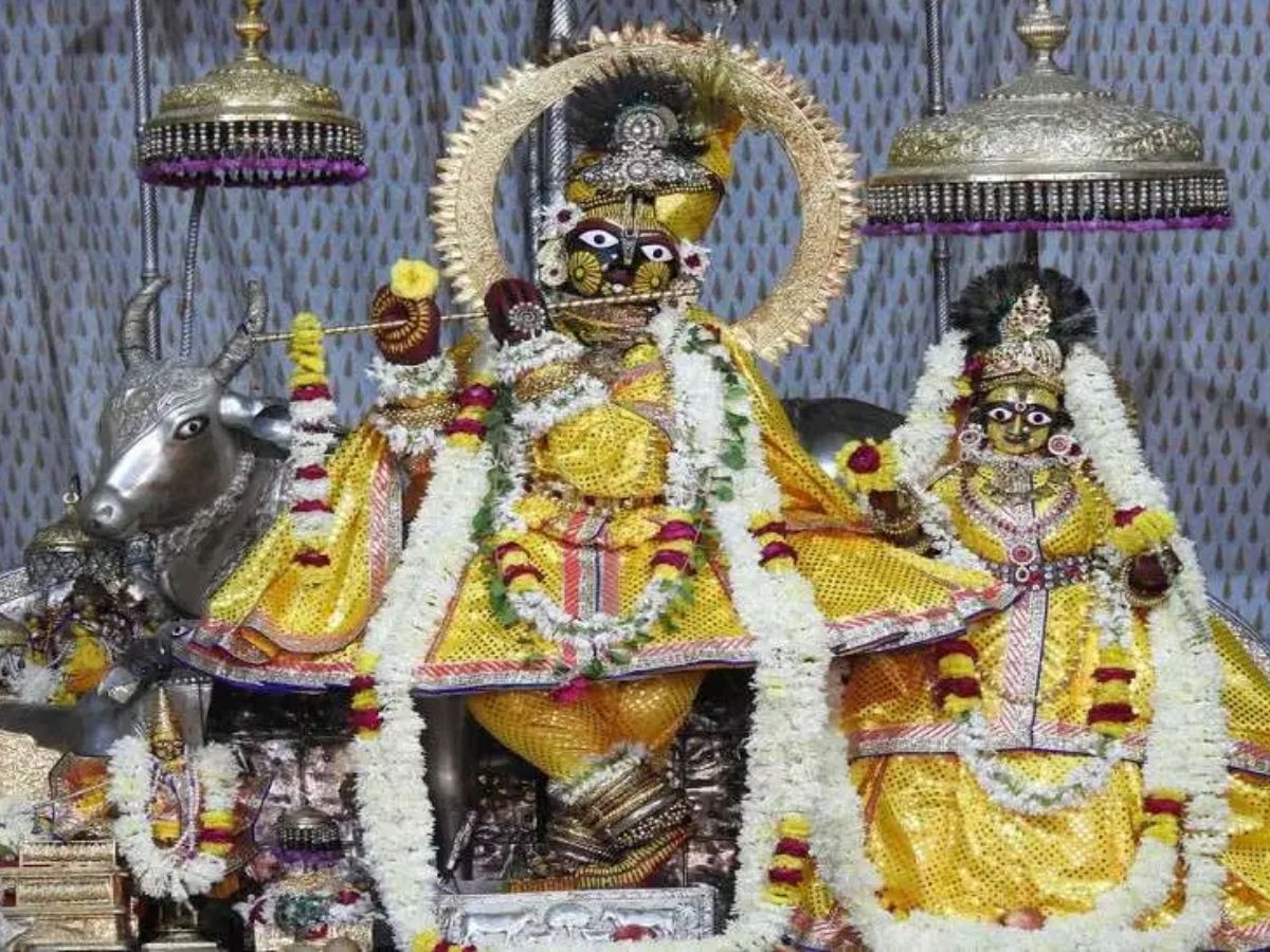 श्री कृष्ण जन्माष्टमी को लेकर तैयारियां हुईं पूरी, 51 KG मावे का केक काटकर मनाया जाएगा जन्मदिन