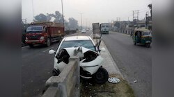  UP road accident: झांसी में डिवाइडर से टकराई कार, हादसे में 3 की मौत 