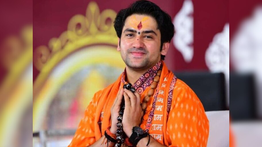 bageshwar dham head pandit dhirendra shastri brother viral fake video ...