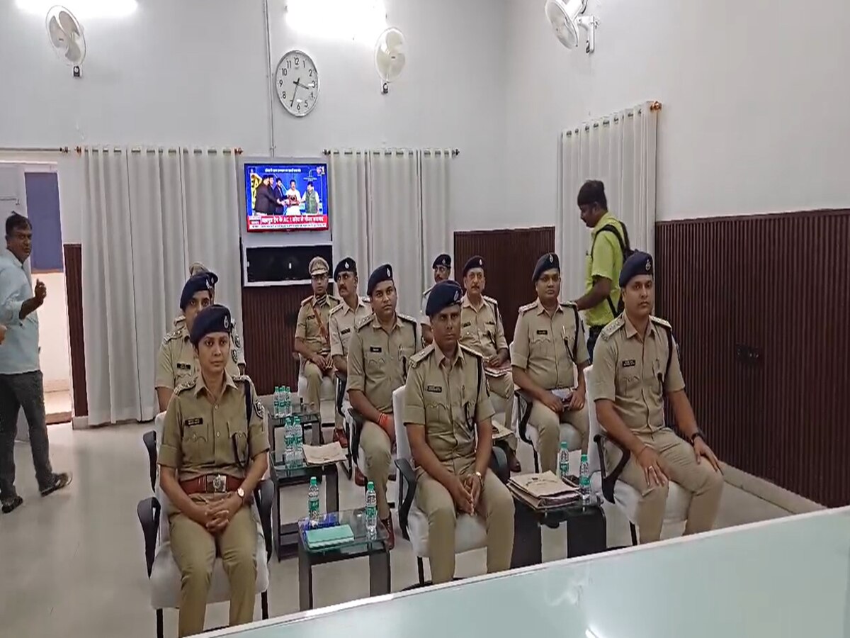 Bihar DGP Alok Raj reached his native village in muzaffarpur worshiped ...