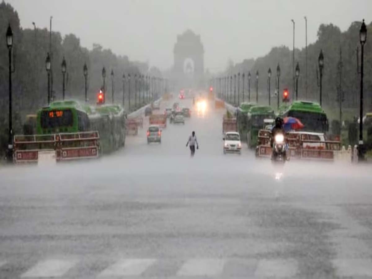 Delhi Rain: आने वाले दिनों में भी होगी दिल्ली में भारी बारिश, मौसम विभाग ने चेताया