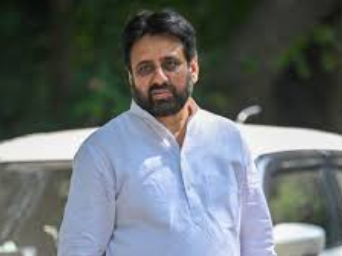 Amanatullah Khan News: कोर्ट ने अमानतुल्लाह खान को 4 दिन की ED की रिमांड पर भेजा 