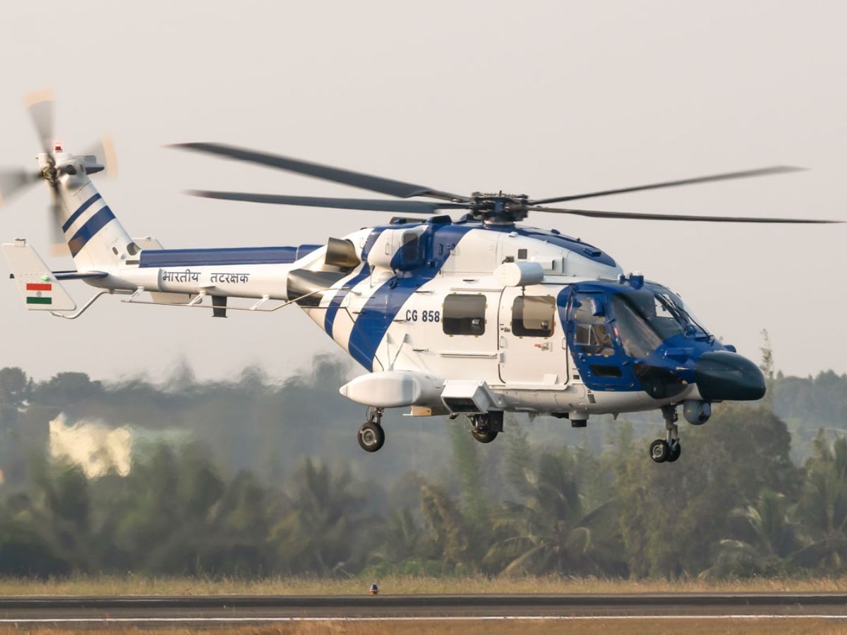 Dhruv Helicopter: ସମୁଦ୍ରରେ ଧୃବ ହେଲିକପ୍ଟରର ଅବତରଣ, ଦୁଇ ପାଇଲଟଙ୍କ ସହିତ ୩ ନିଖୋଜ