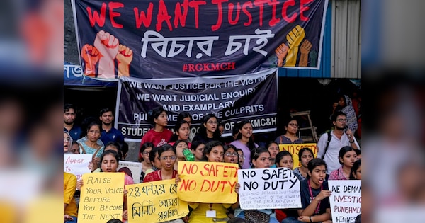 Anti Rape Bill: क्या है अपराजिता एक्ट, कोलकाता में प्रदर्शनकारी इससे संतुष्ट क्यों नहीं?