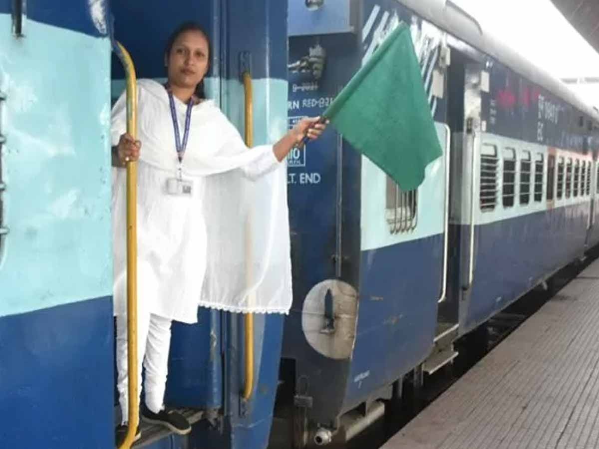 Indian Railways: रेलवे का नया स‍िस्‍टम, 100 रुपये के कार्ड पर पूरे पर‍िवार का फ्री इलाज; जान‍िए कैसे?