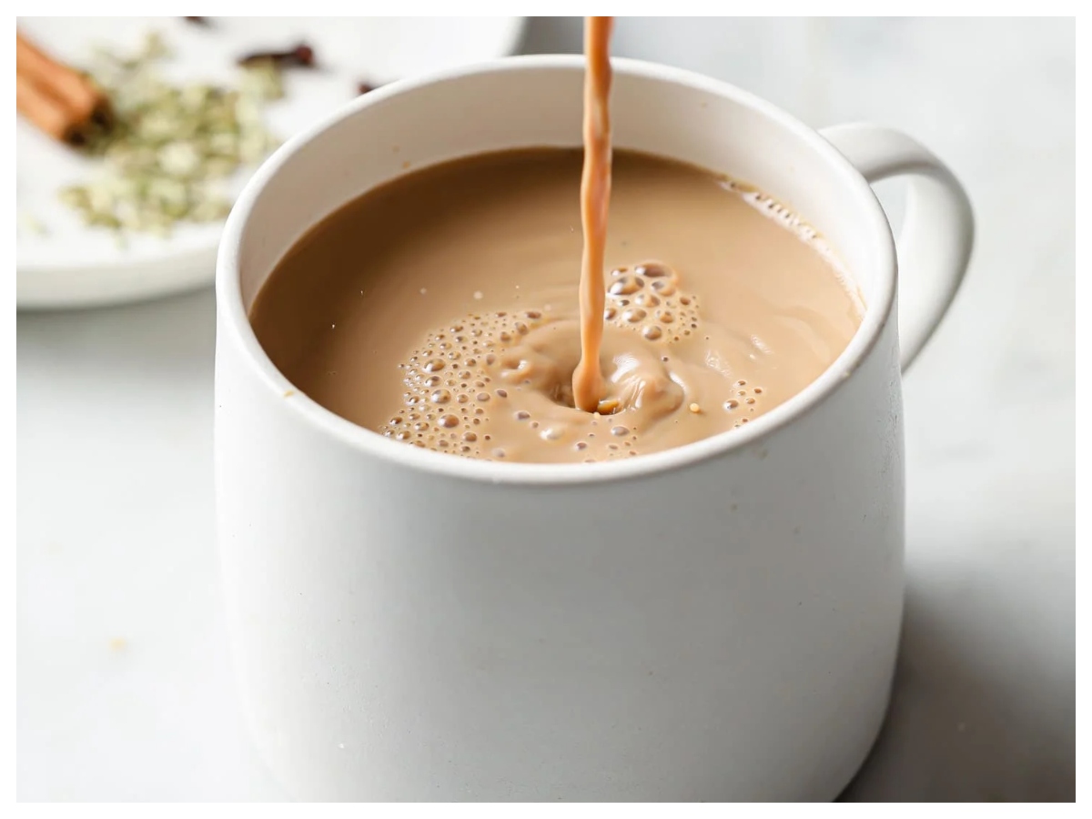 रोज दूध वाली चाय पीने से बॉडी पर होता है कुछ ऐसा असर... 24 एसिडिटी और कब्ज