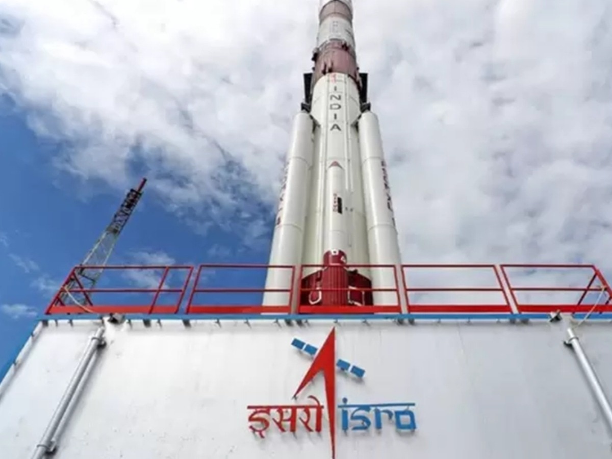 Agreement between Indore RRCAT and ISRO