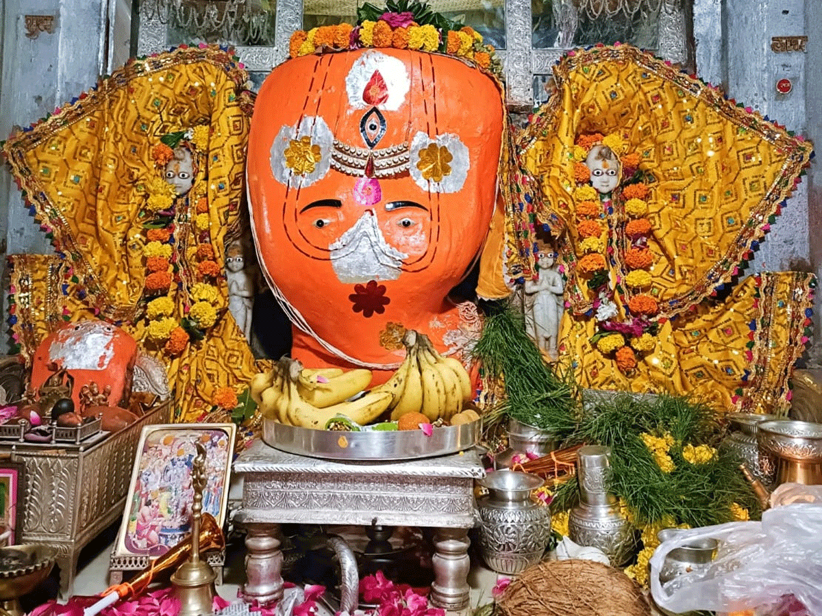 निकाह का पहला कार्ड