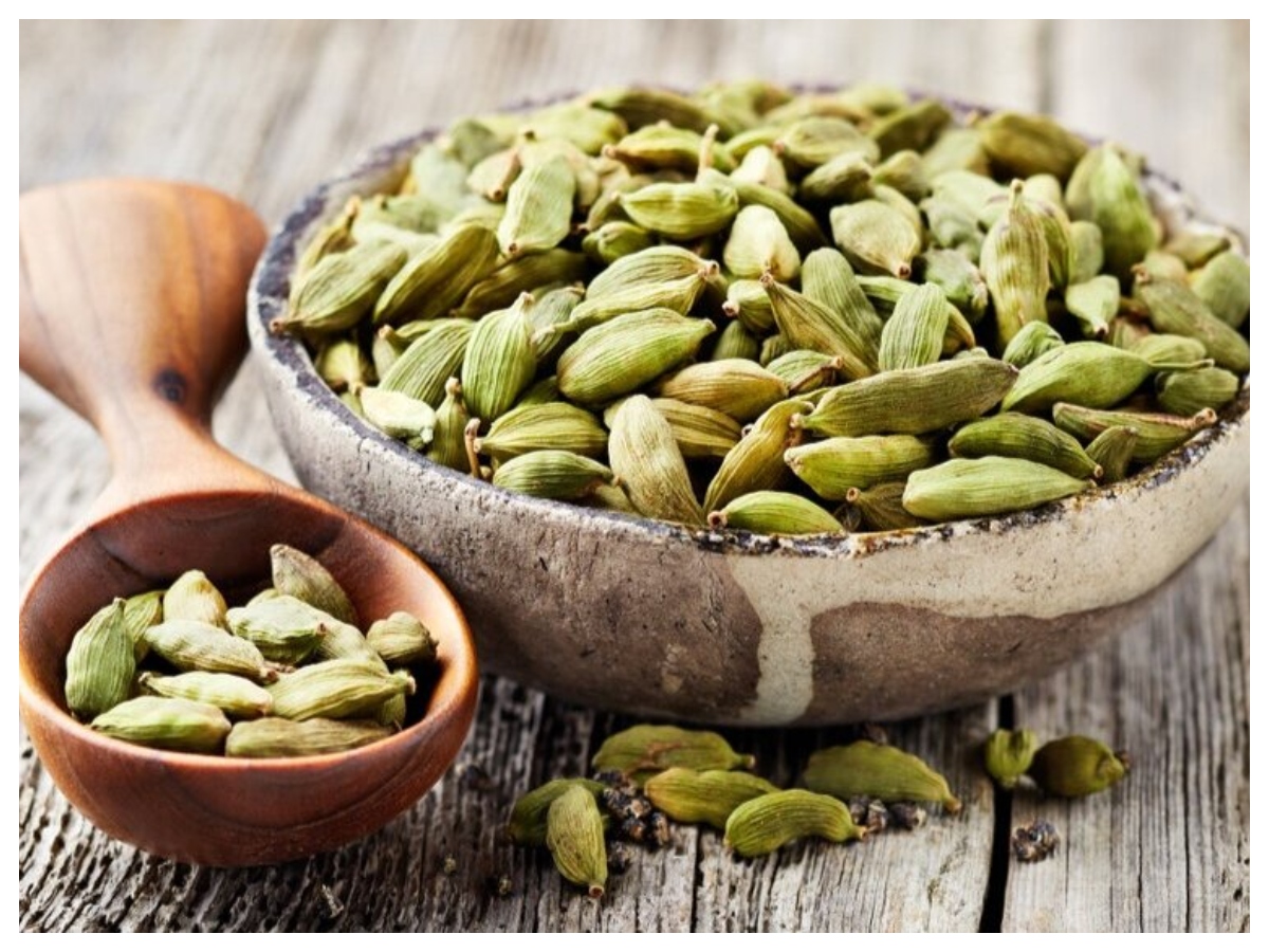 पेट में सूजन कम होती है