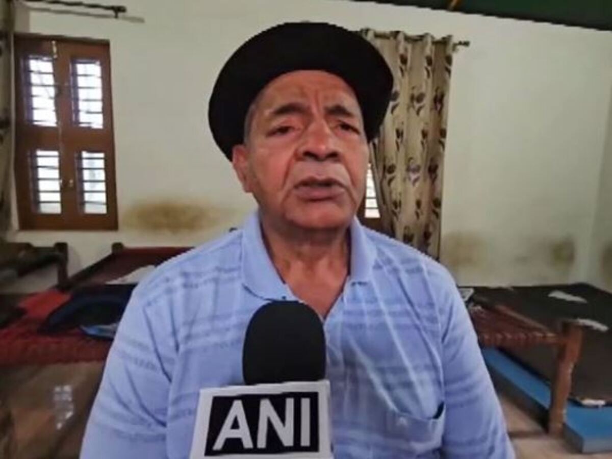 Mahavir Phogat: विनेश के राजनीति में शामिल होने से दुखी हैं महावीर फोगाट, बोले पता नहीं कांग्रेस ने यह कैसे किया