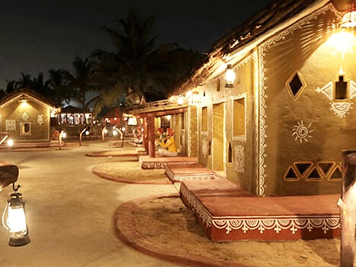 Chokhi Dhani situated at distance of 20 minutes from Jaipur 