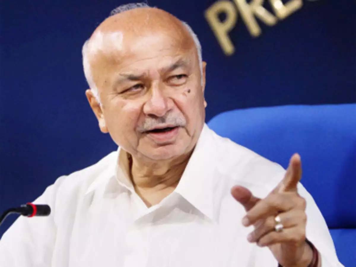 Sushil Shinde News: 'मुझे कश्मीर जाने से लगता था डर', सुशील शिंदे के बयान से BJP को मिला मौका; कांग्रेस पर हमले तेज