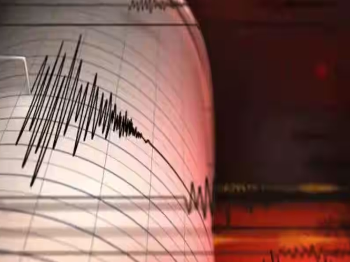 Delhi NCR Earthquake: दिल्ली-एनसीआर में महसूस किए गए भूकंप के झटके 