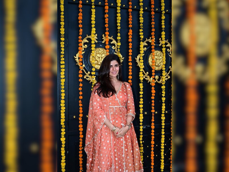 निमृत का खूबसूरत लुक