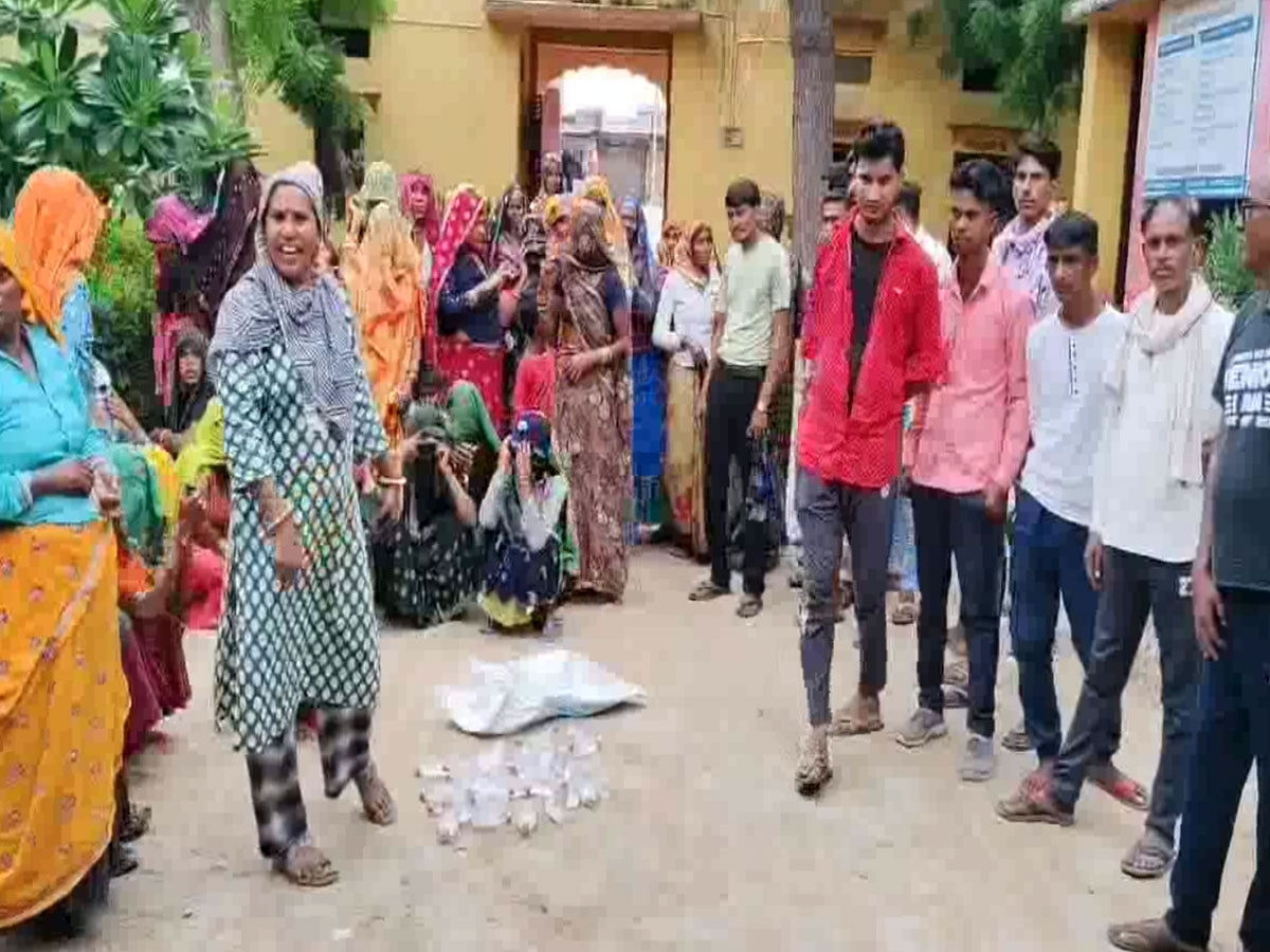 Rajasthan Crime: थाने में दारू लेकर पहुंचीं घूंघट ओढ़ने वाली महिलाएं, शराब बेचने वालों ने औरतों को पीटा