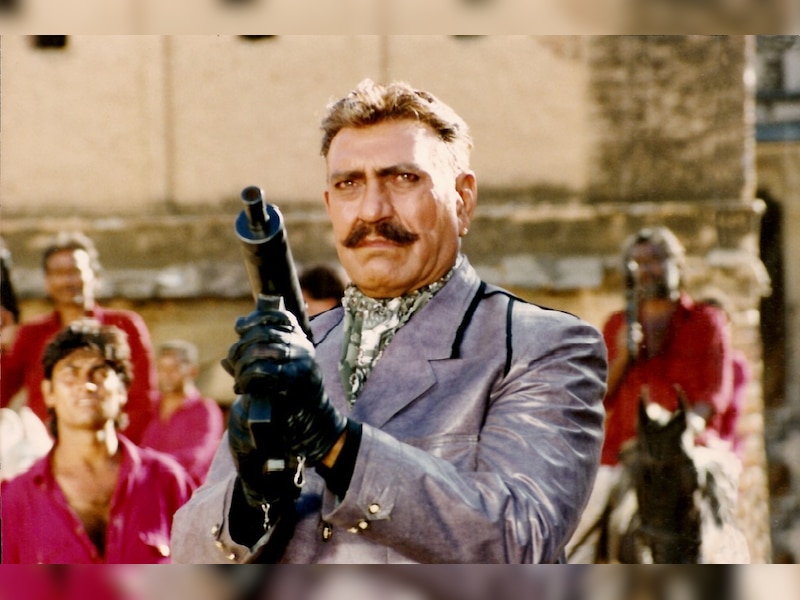 कभी थे क्लर्क