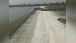 Sawai Madhopur News: बाढ़ की चपेट में आए दर्जनों गांव, लोगों का घरों से बाहर निकलना..