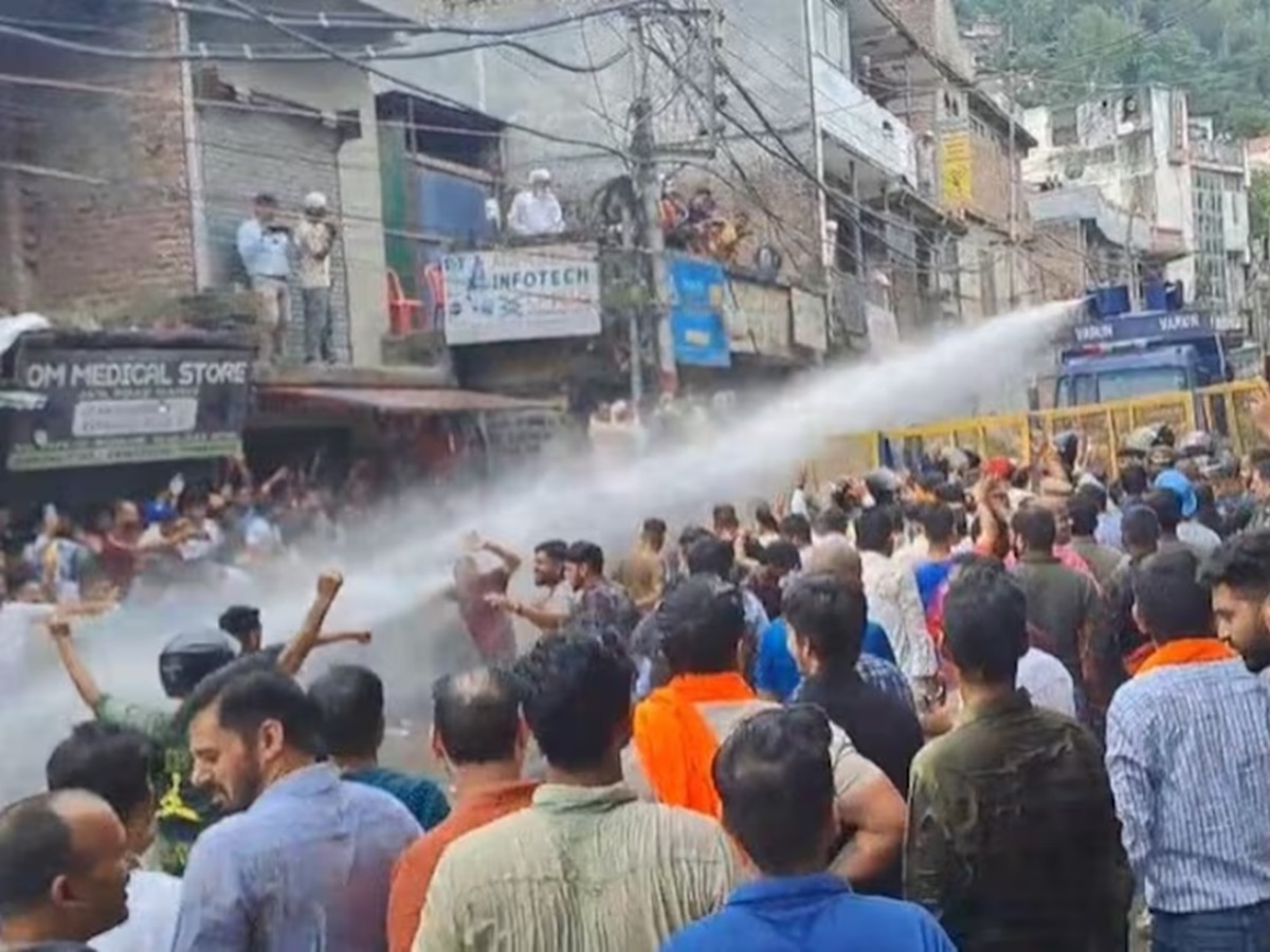 DNA: हिमाचल में मस्जिदों का विरोध या मुसलमानों का? आखिर असली मुद्दा क्या है DNA: हिमाचल में मस्जिदों का विरोध या मुसलमानों का? आखिर असली मुद्दा क्या है