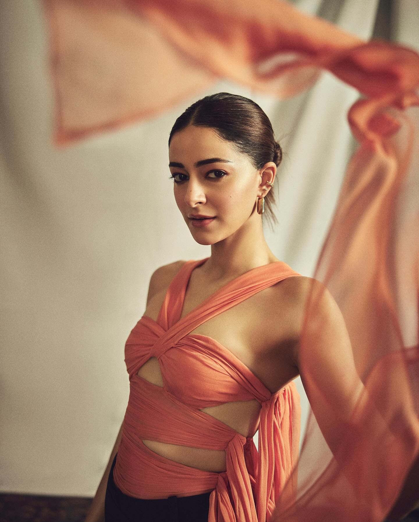 लोगों की बातों में जल्द आ जाती हैं अनन्या