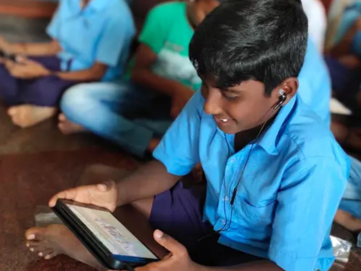 Digital Education: ସ୍କୁଲରେ ଏଣିକି ଟ୍ୟାବ ବାଧ୍ୟତାମୂଳକ