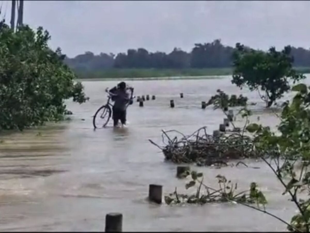 Odisha News: ସୁବର୍ଣ୍ଣରେଖା ବନ୍ୟା ସ୍ଥିତି ଅନୁଧ୍ୟାନ କଲେ ଜିଲ୍ଲାପାଳ