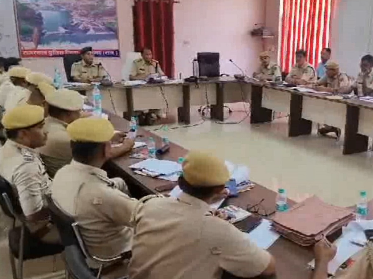 Pratapgarh News: प्रतापगढ़ में विनीत कुमार बंसल संभालेंगे पुलिस महकमें की कमान