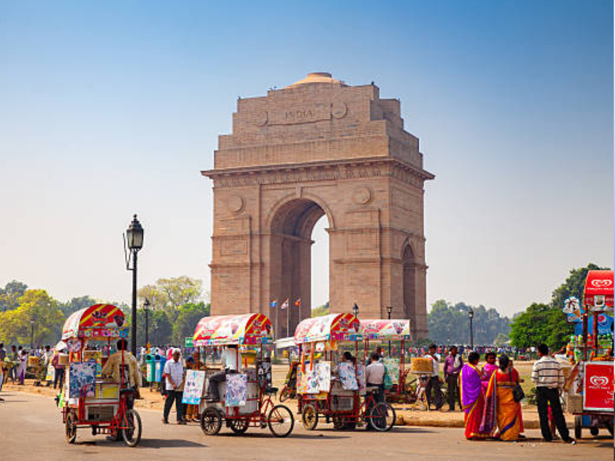 Weather Update: दिल्ली NCR में बारिश का खेल खत्म, अब गरम रहेगा मौसम, इन राज्यों में अभी भी होगी बारिश