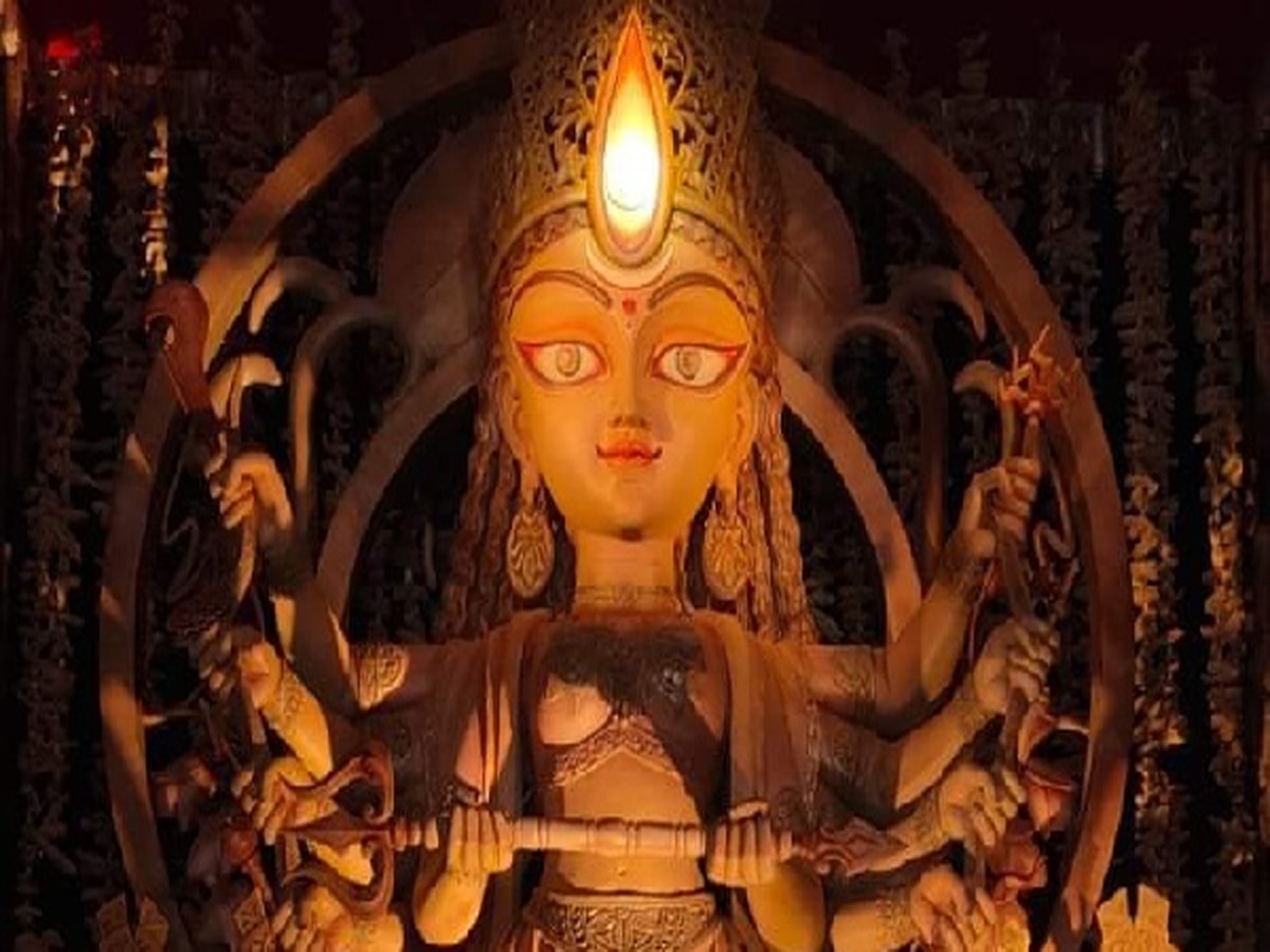 Durga Puja: दुर्गा पूजा का आयोजन हुआ तो ठी नहीं होगा.. हिन्दू मंदिरों को मिल रही धमकी भरी चिट्ठियां