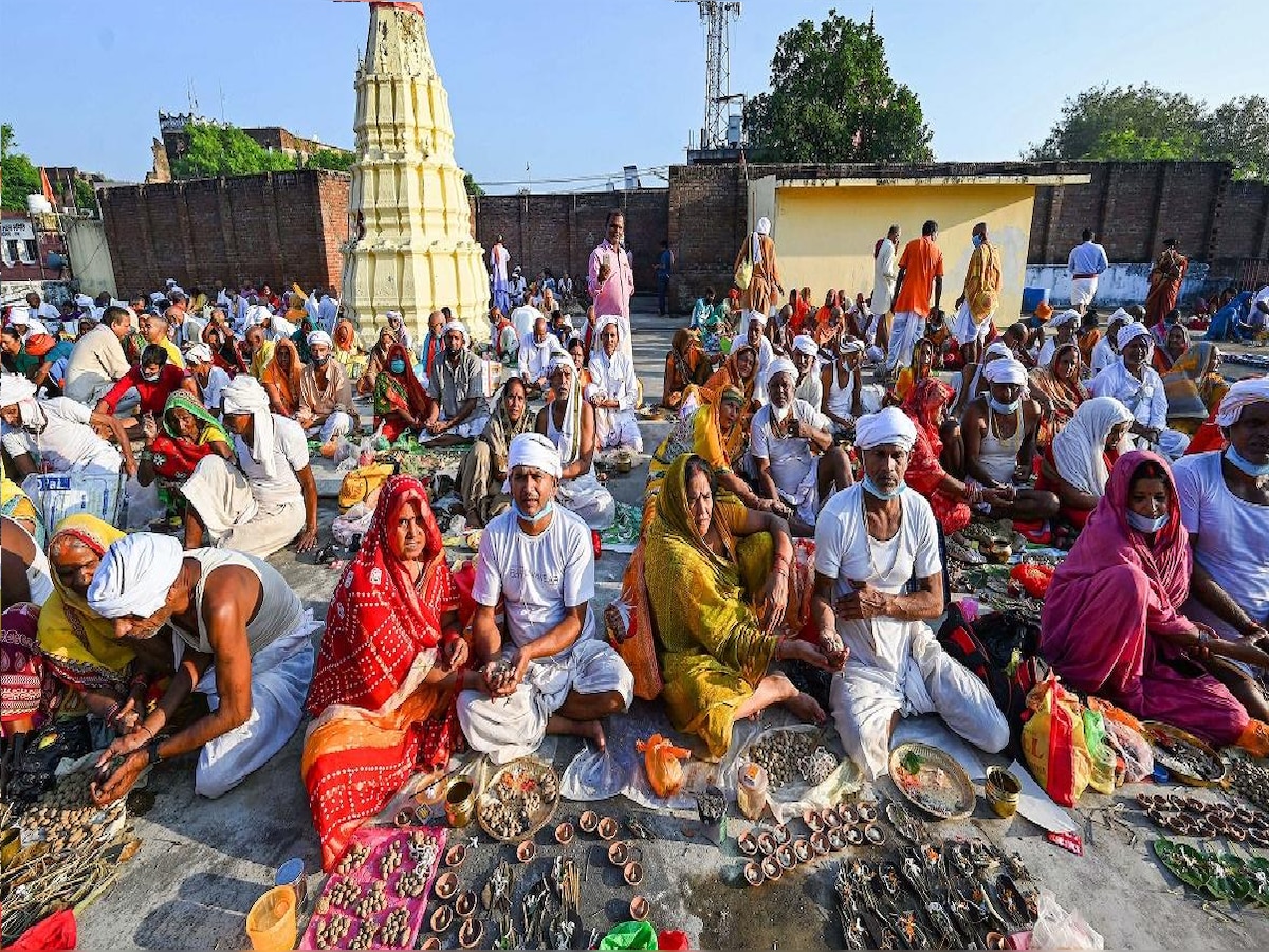 Shraddha in Kashi