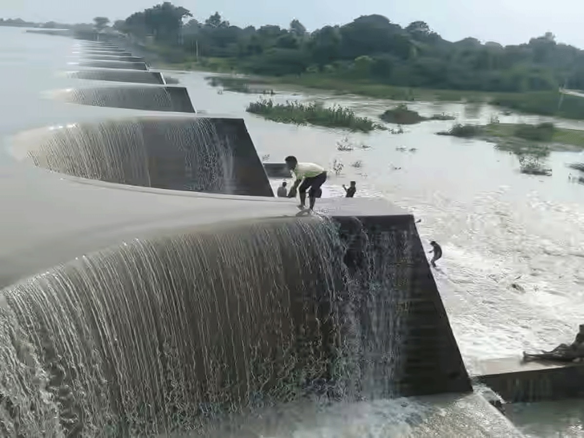 Moti Sagar Dam 120 KM away from Jaipur waterfall falling from 17 feet high towers 