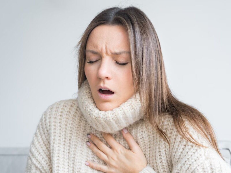 सांस लेने में दिक्कत और चक्कर आना