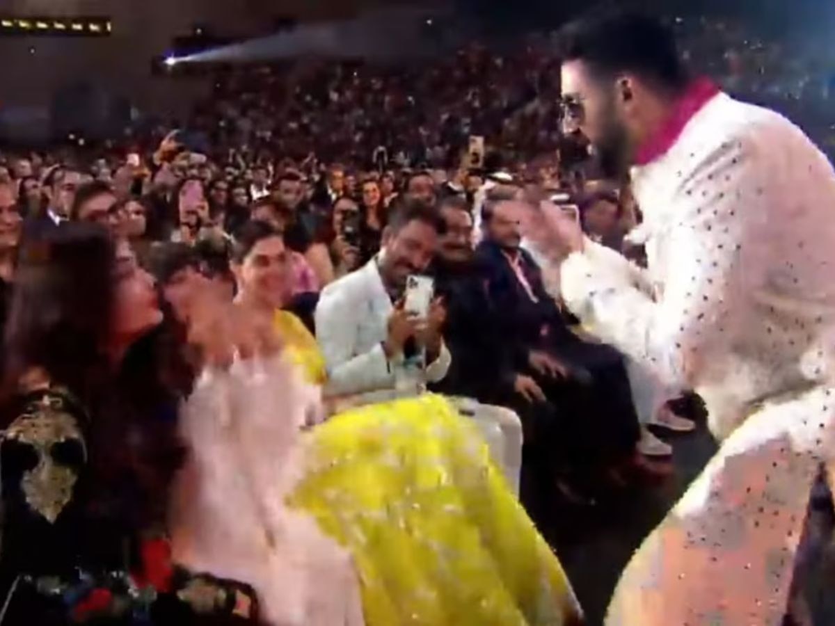 Aishwarya Rai Abhishek Bachchan IIFA Throwback Video