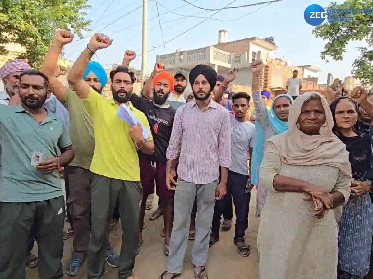 Nabha News: ਪਿੰਡ ਮੱਲੇਵਾਲ ਦੇ 150 ਵੋਟਰਾਂ ਦੇ ਨਾਂਅ ਵੋਟ ਲਿਸਟ ਚੋਂ ਗਾਇਬ, ਲੋਕ ਨੇ ਕੀਤਾ ਪ੍ਰਦਰਸ਼ਨ