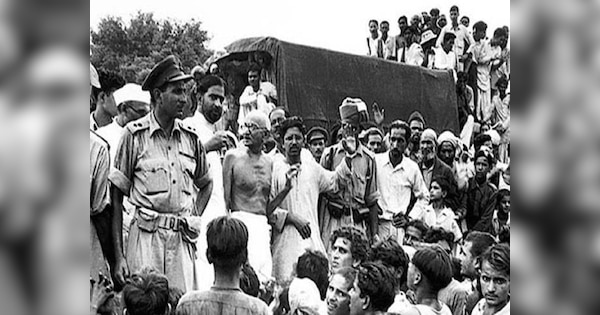 Mahatma Gandhi had started movement from Champaran at behest of ...